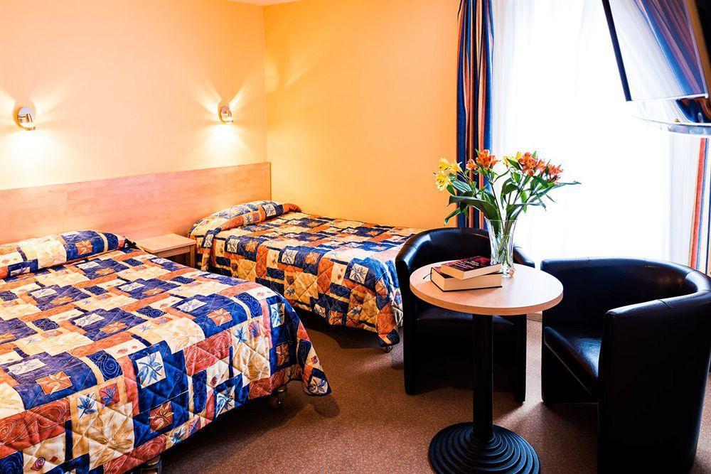 Hotel Panoramic Bagneres-de-Luchon Экстерьер фото