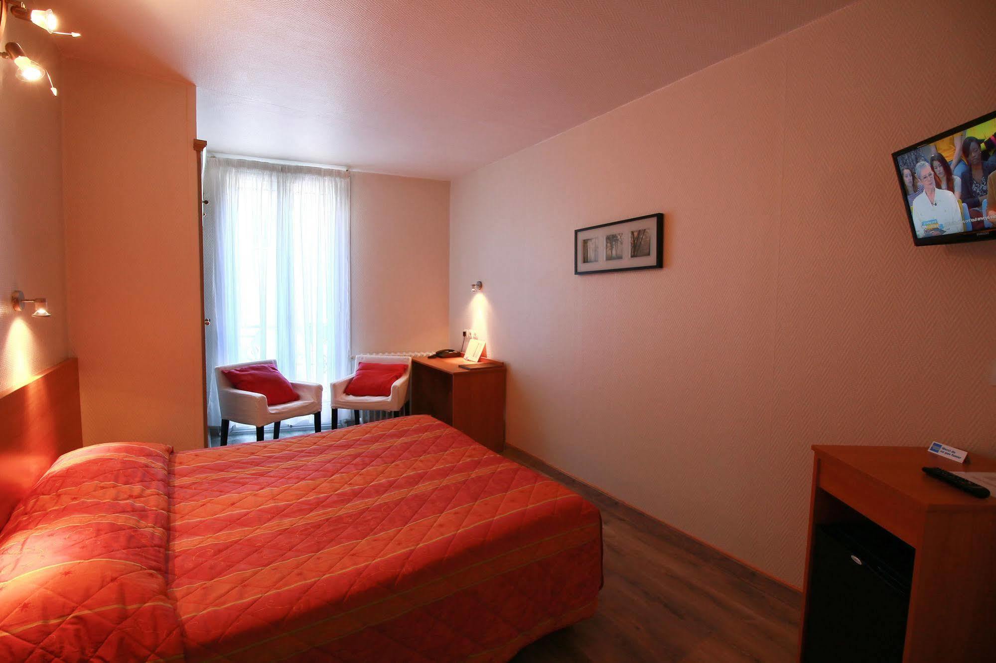 Hotel Panoramic Bagneres-de-Luchon Экстерьер фото