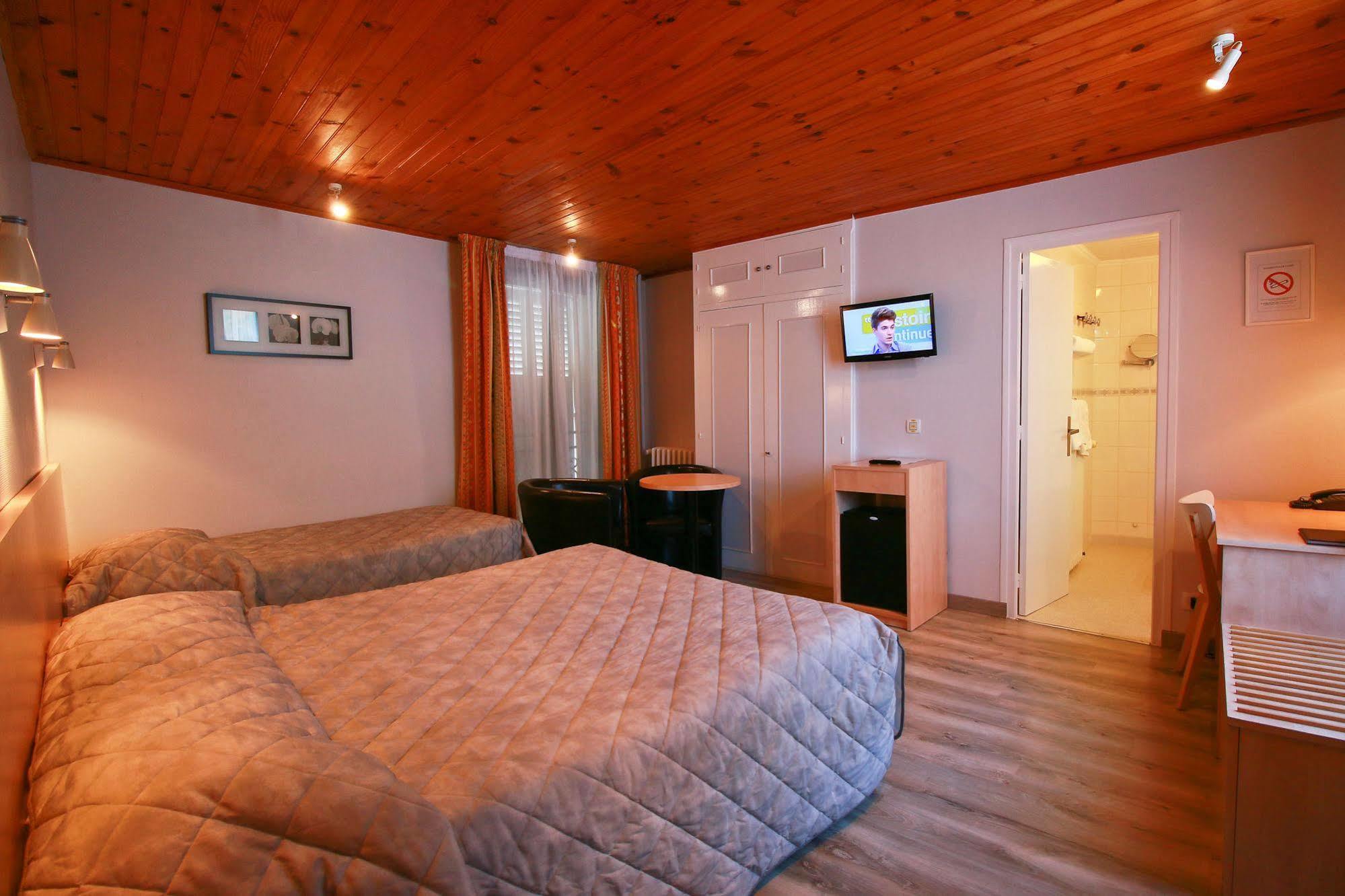 Hotel Panoramic Bagneres-de-Luchon Экстерьер фото
