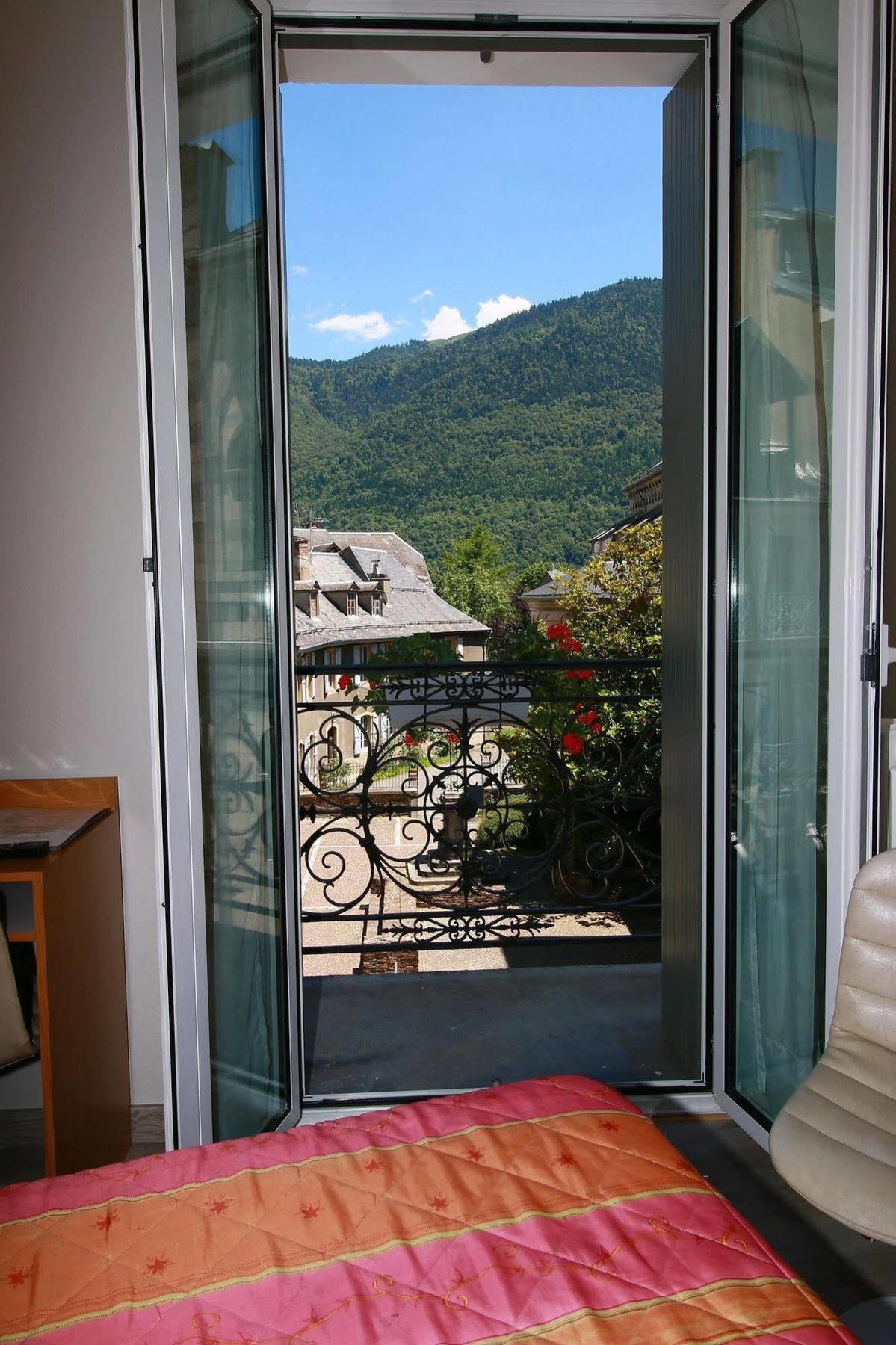 Hotel Panoramic Bagneres-de-Luchon Экстерьер фото