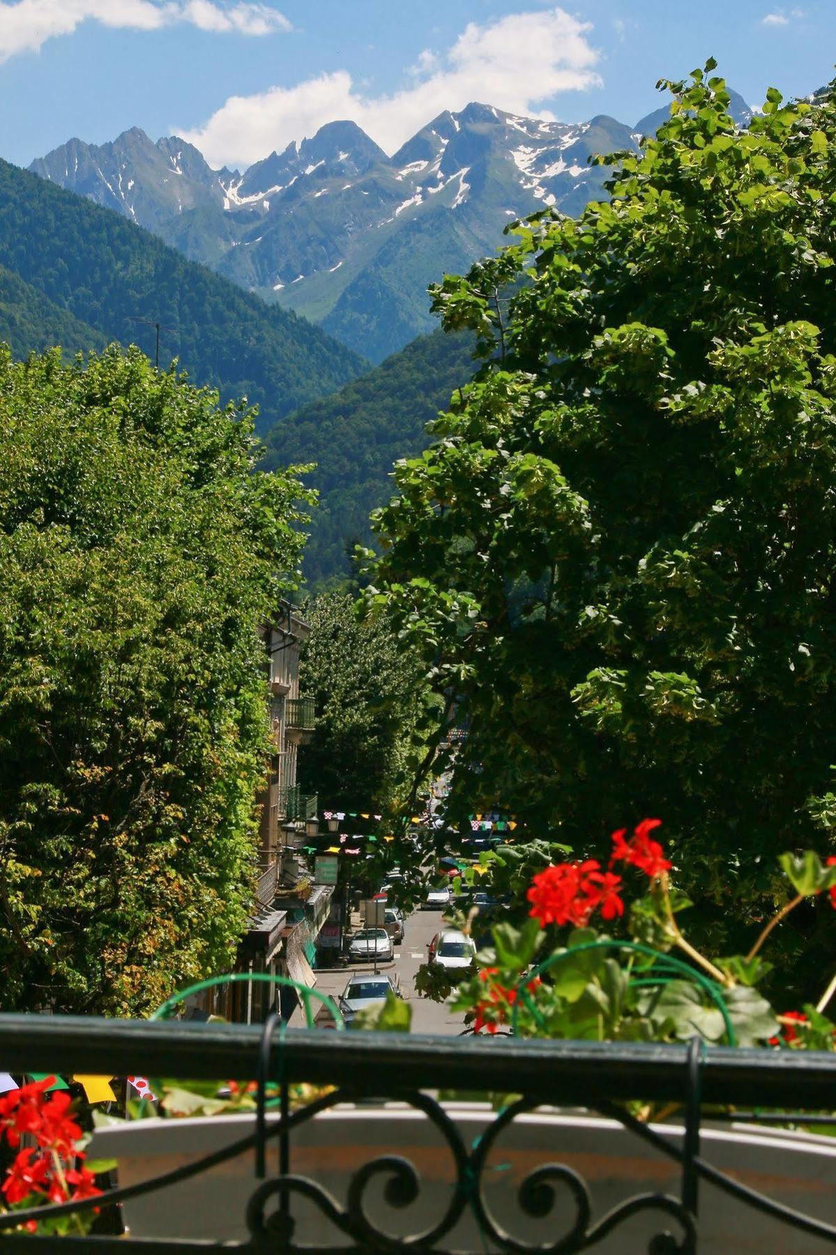 Hotel Panoramic Bagneres-de-Luchon Экстерьер фото
